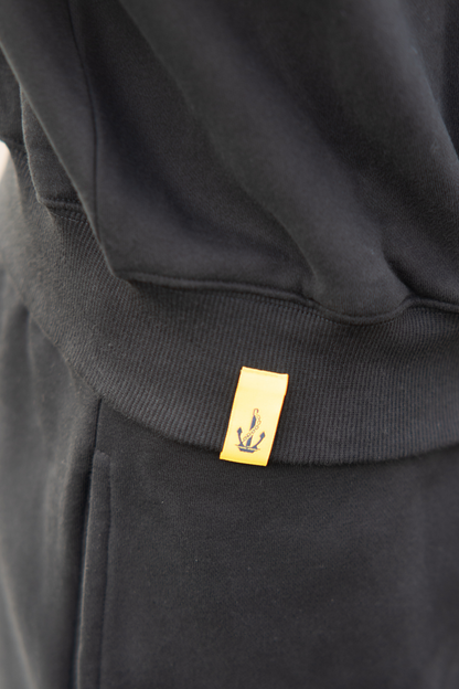 The Nic, Crewneck Pullover Sweater Black